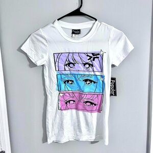 ✨20% Off Sale!✨Popular Sports white graphic anime t shirt girls size 10/12